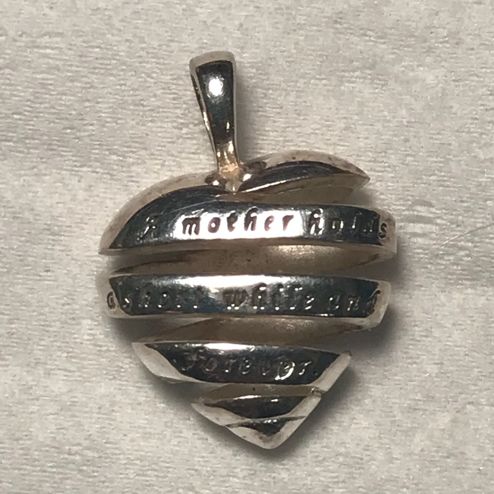 MOTHER CHARM sterling silver with chain